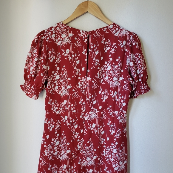 Red Floral Smocked Puff Sleeve Midi Dress - Picture 11 of 15